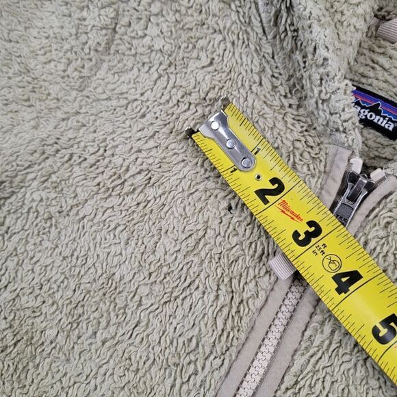 Patagonia Beige Sherpa Hoodie Jacket Size Large Full Zip - Picture 6 of 12